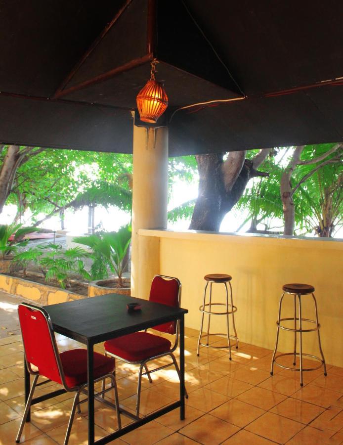 Fx72 Beach Resort Maumere Dış mekan fotoğraf