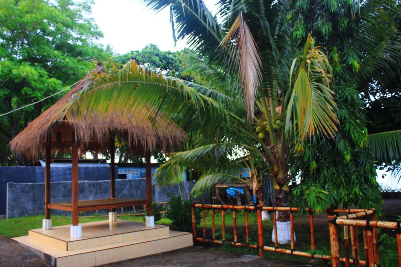 Fx72 Beach Resort Maumere Dış mekan fotoğraf