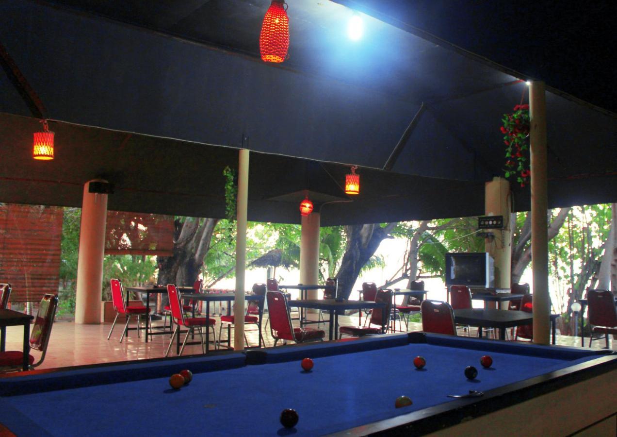 Fx72 Beach Resort Maumere Dış mekan fotoğraf
