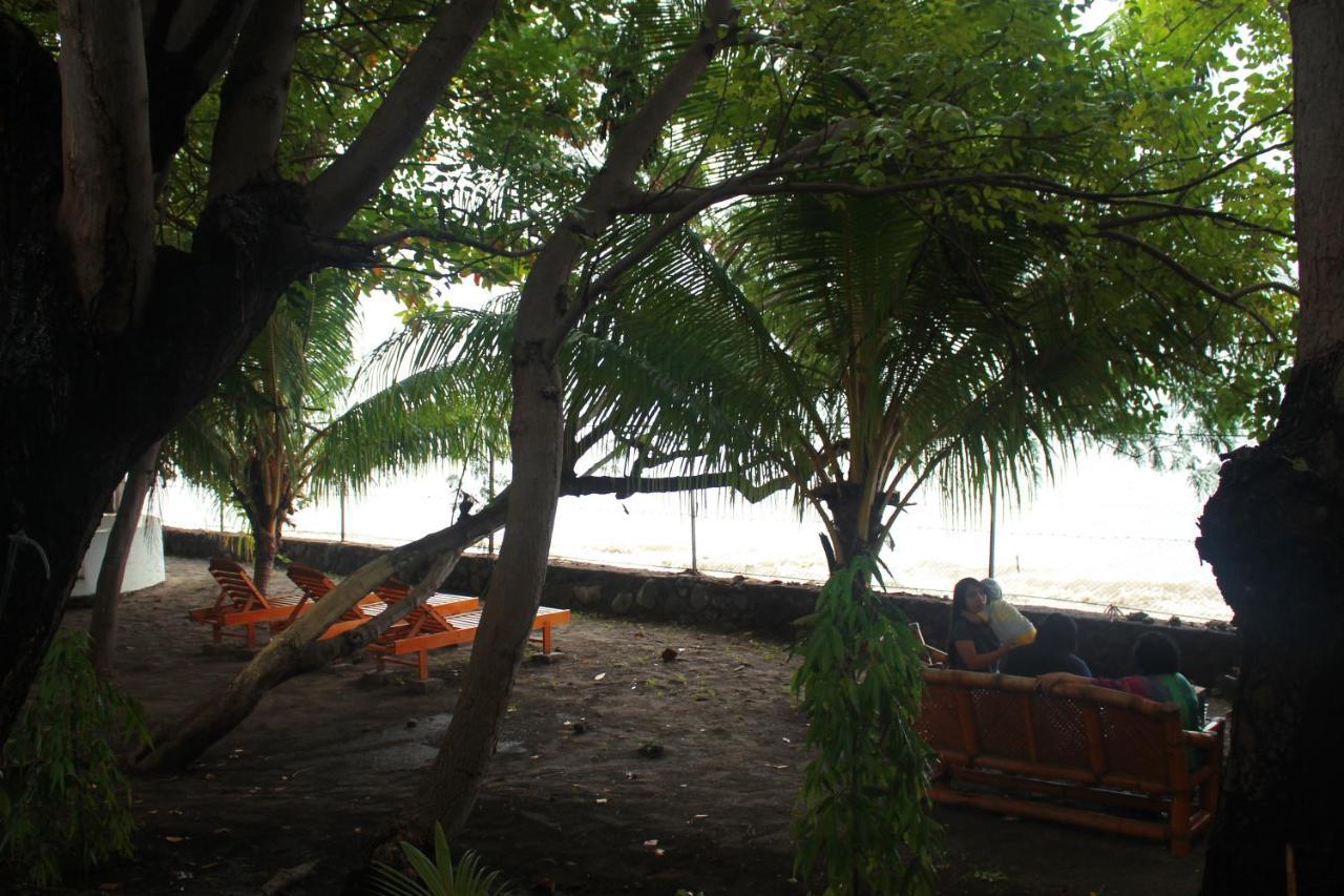 Fx72 Beach Resort Maumere Dış mekan fotoğraf