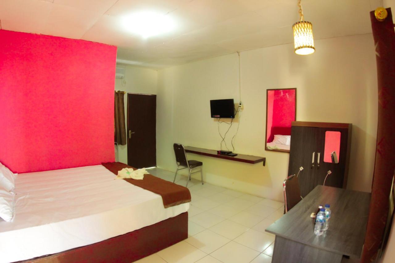 Fx72 Beach Resort Maumere Dış mekan fotoğraf
