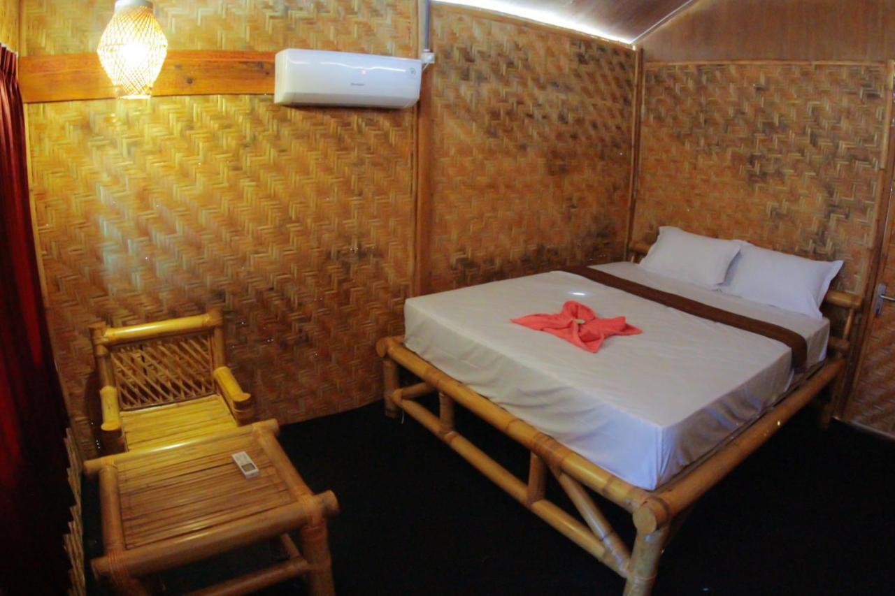 Fx72 Beach Resort Maumere Dış mekan fotoğraf